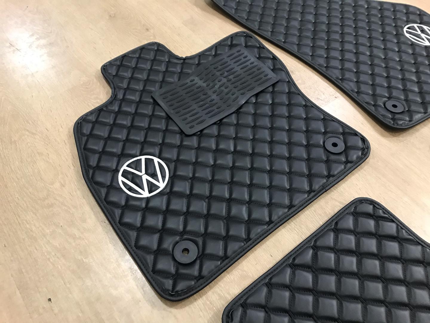 Volkswagen Car Floor Mats Set All Volkswagen Models Waterproof Custom Car mat set VW Car Floor Mats Custom Fit